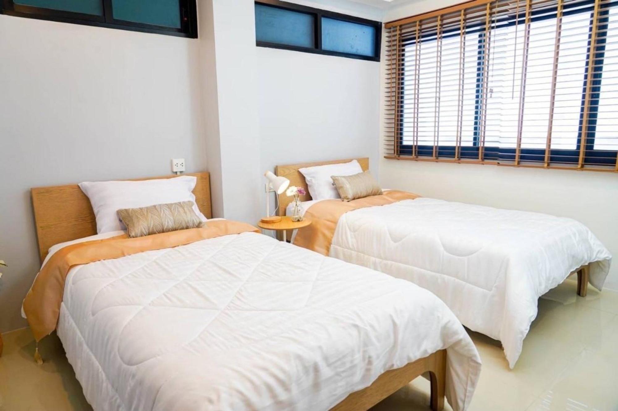 Bnb98 Silom Hotel Bangkok Exterior foto